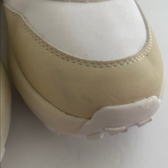 MIA Scout Off Women's Cream and White Sneakers Athletic Shoes Size 9 - Picture 8 of 11